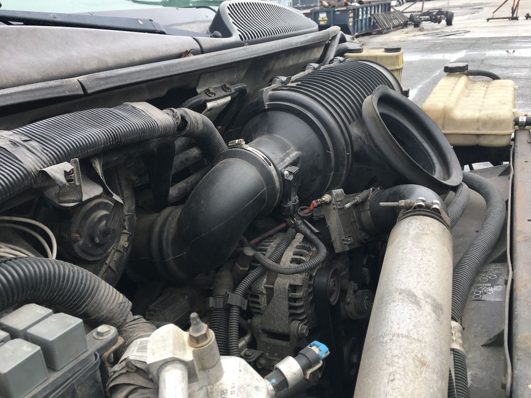 2006 GMC C5500 - Image 19